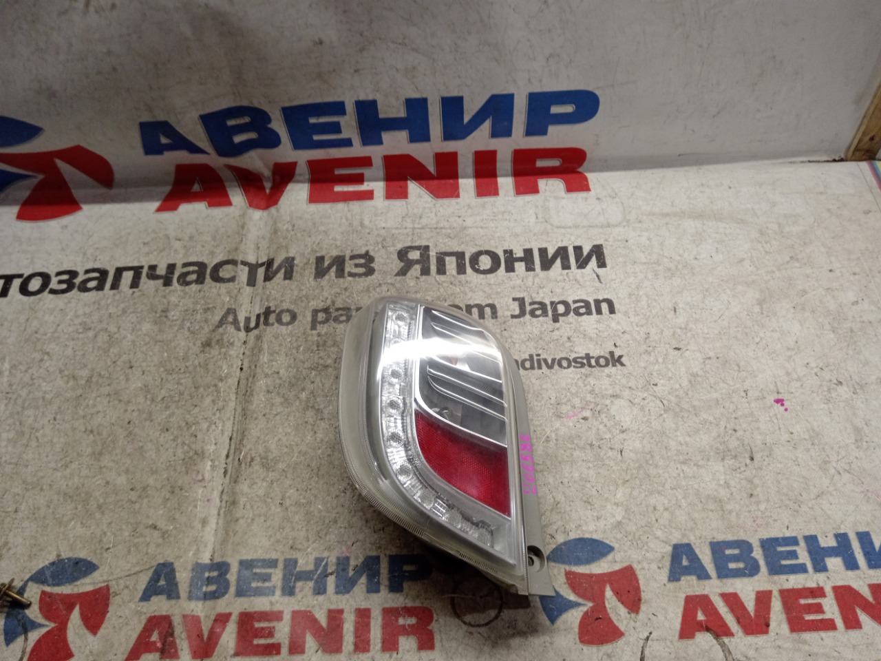 Стоп-сигнал DAIHATSU MIRA E:S LA300S задний левый (б/у)