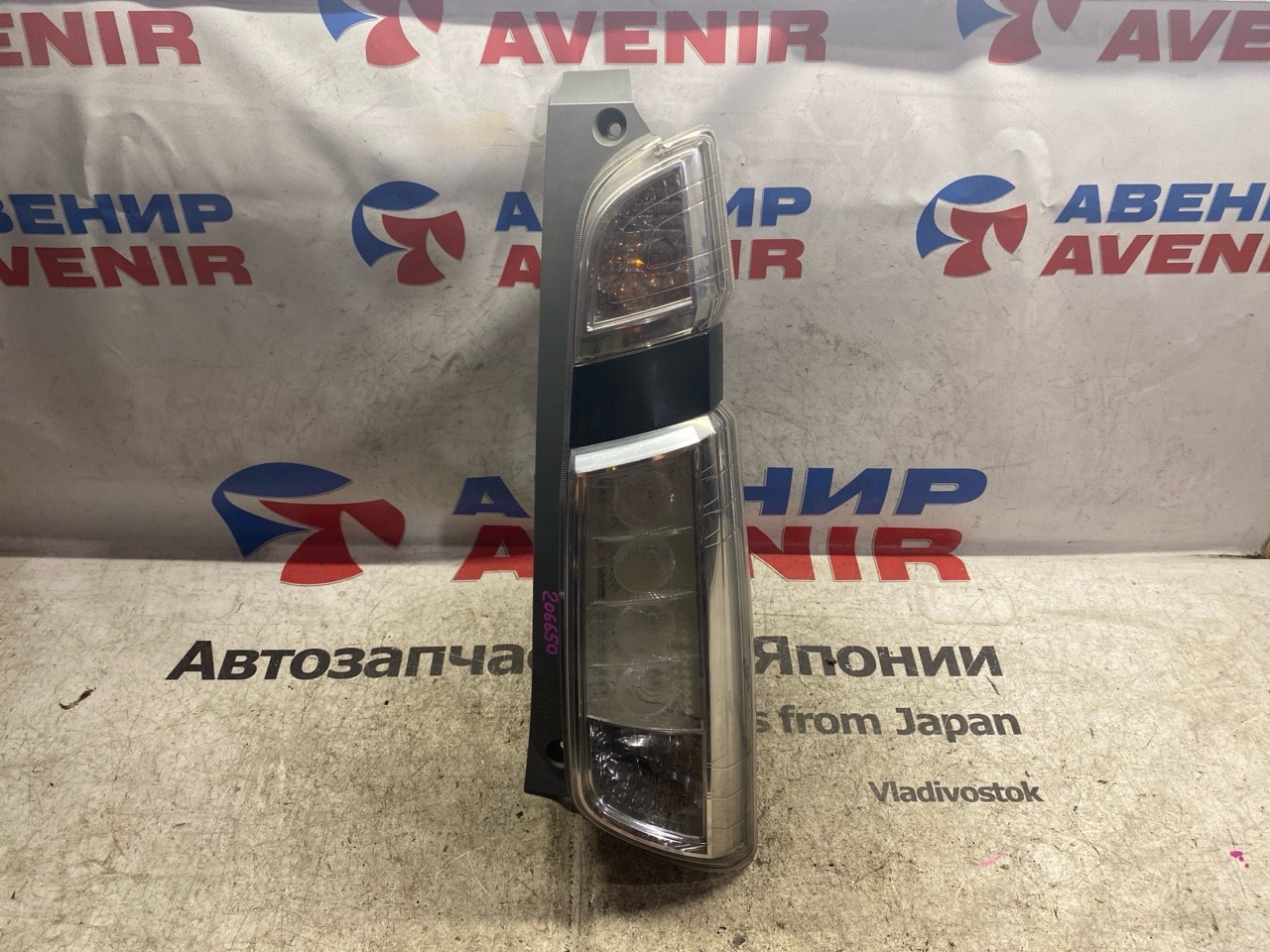 Стоп-сигнал HONDA N WGN JH1 задний правый (б/у)