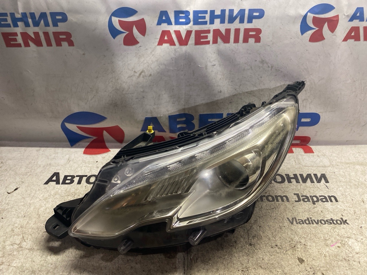 Фара PEUGEOT 2008 A94 передняя левая (б/у)