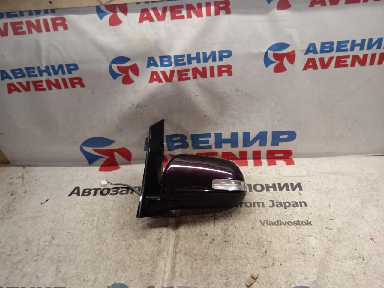 Зеркало TOYOTA VELLFIRE ATH20W переднее левое (б/у)