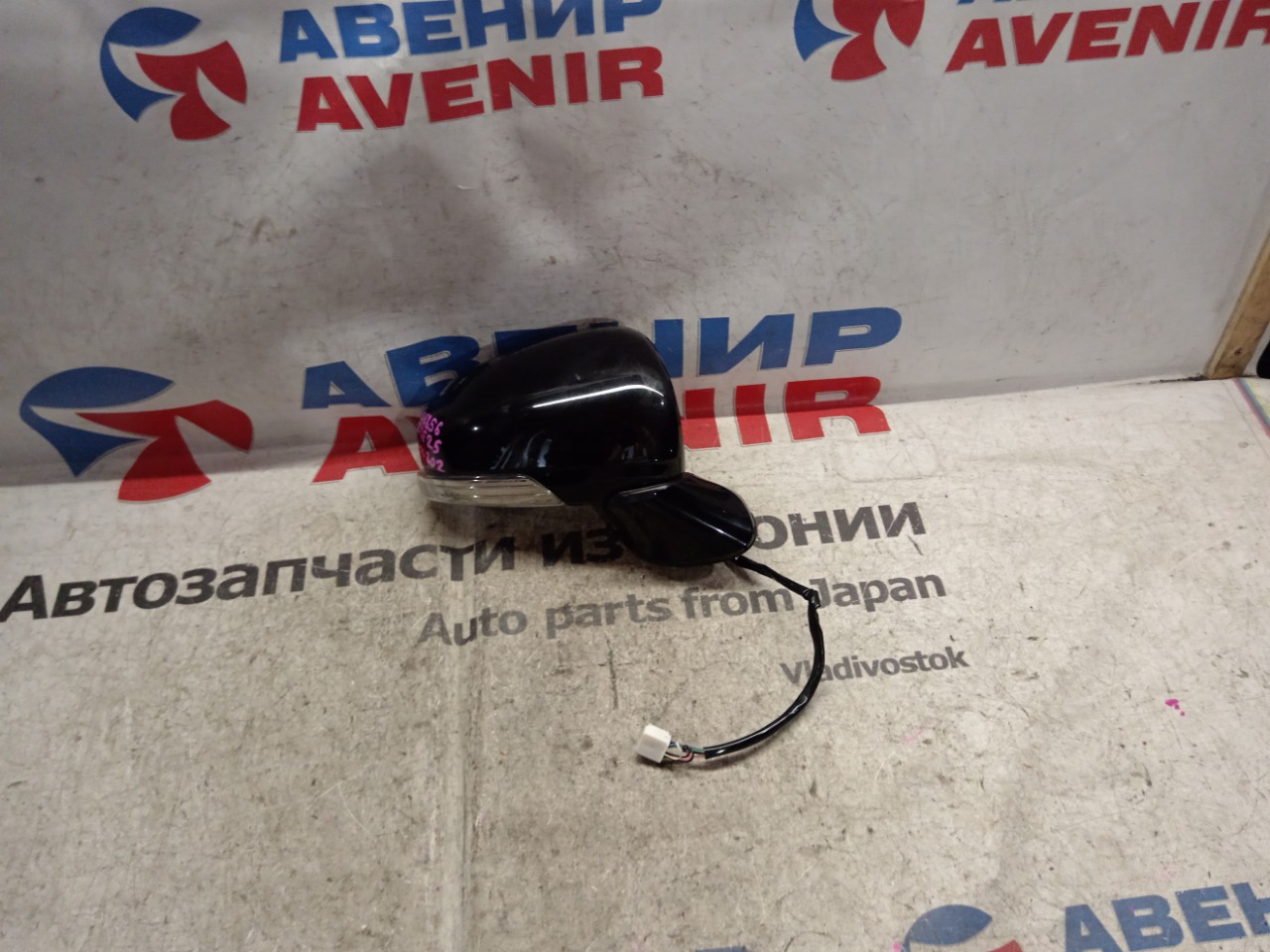 Зеркало TOYOTA WISH ZGE25 переднее правое (б/у)