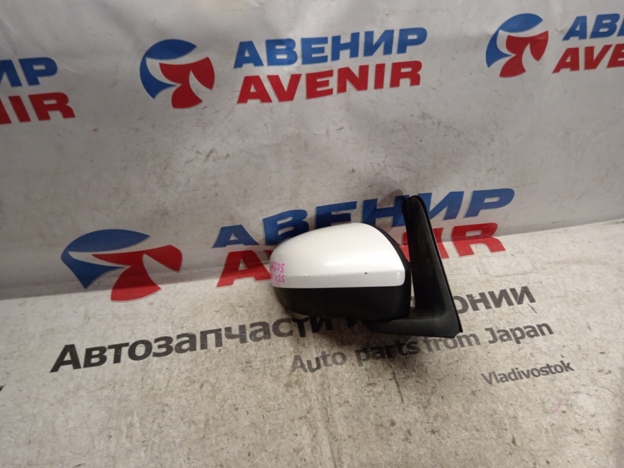 Зеркало DAIHATSU TANTO LA650S переднее правое (б/у)
