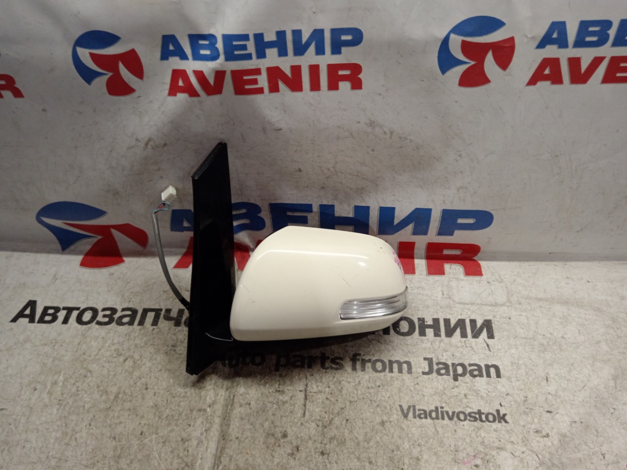 Зеркало TOYOTA VELLFIRE ATH20W переднее левое (б/у)