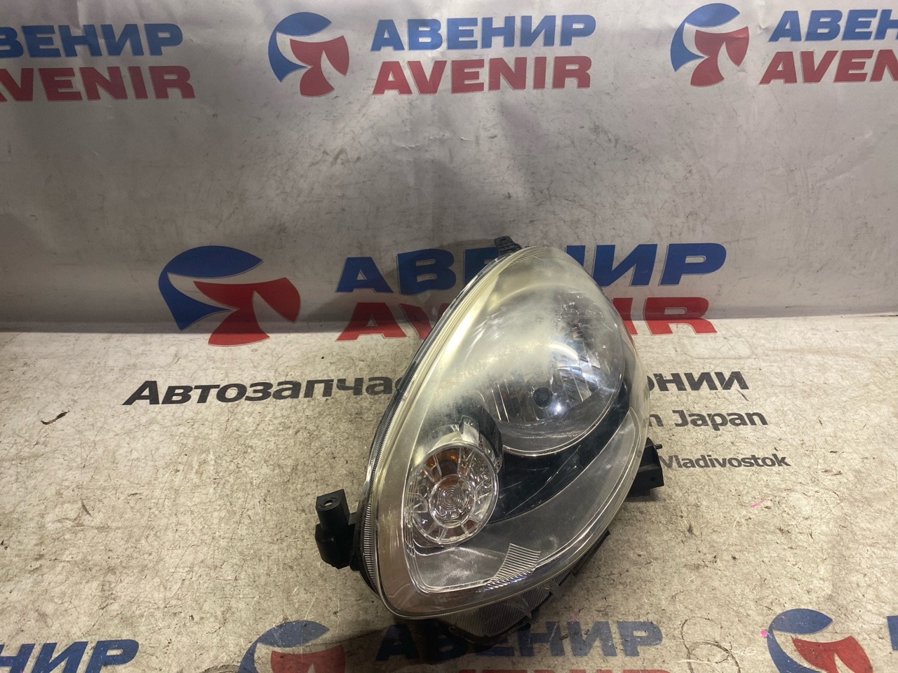 Фара NISSAN MARCH K13 передняя левая (б/у)