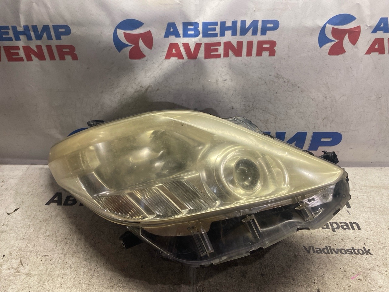 Фара TOYOTA ALPHARD GGH25 передняя правая (б/у)