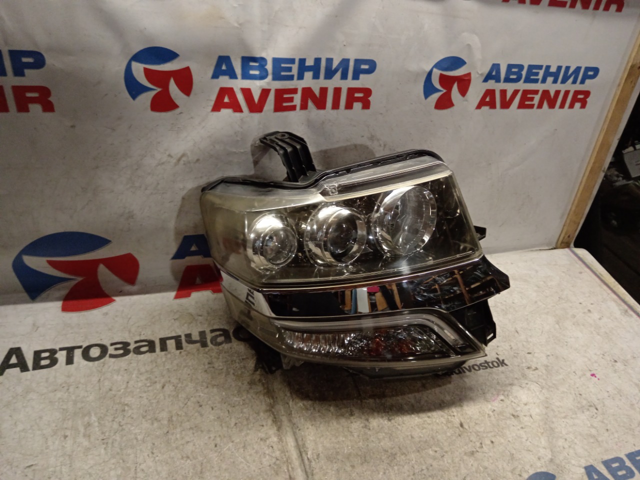 Фара HONDA N-BOX JF1. JF2 передняя правая (б/у)