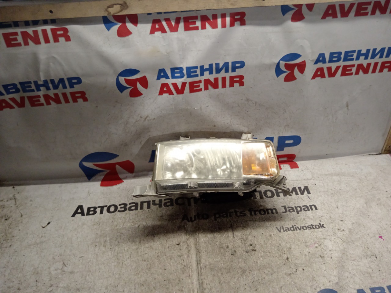 Фара TOYOTA BB NCP30 передняя левая (б/у)