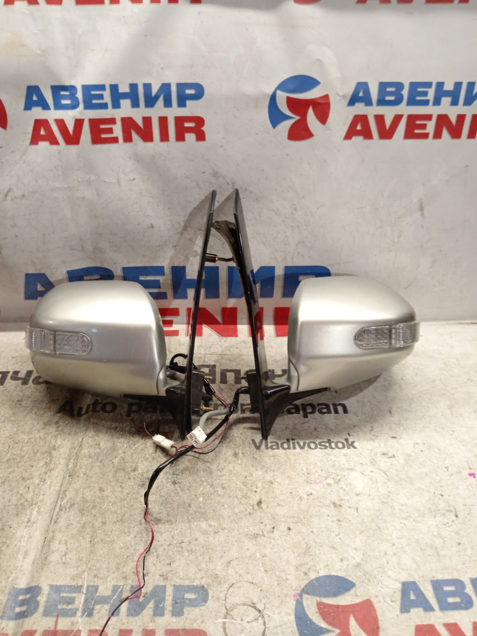 Зеркало TOYOTA ALPHARD ANH10 переднее левое (б/у)