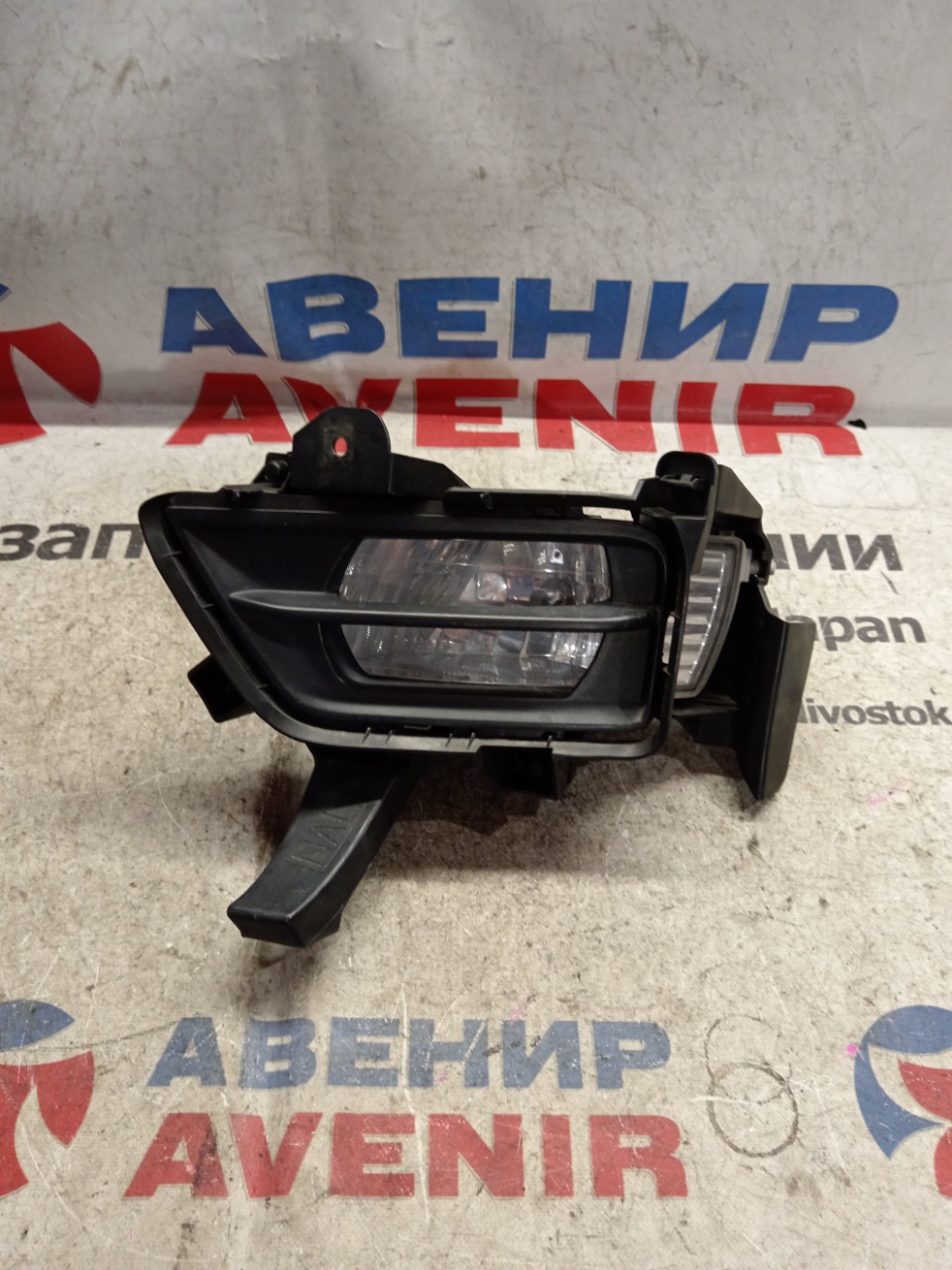 Туманка TOYOTA ALPHARD ANH20W передняя левая (б/у)