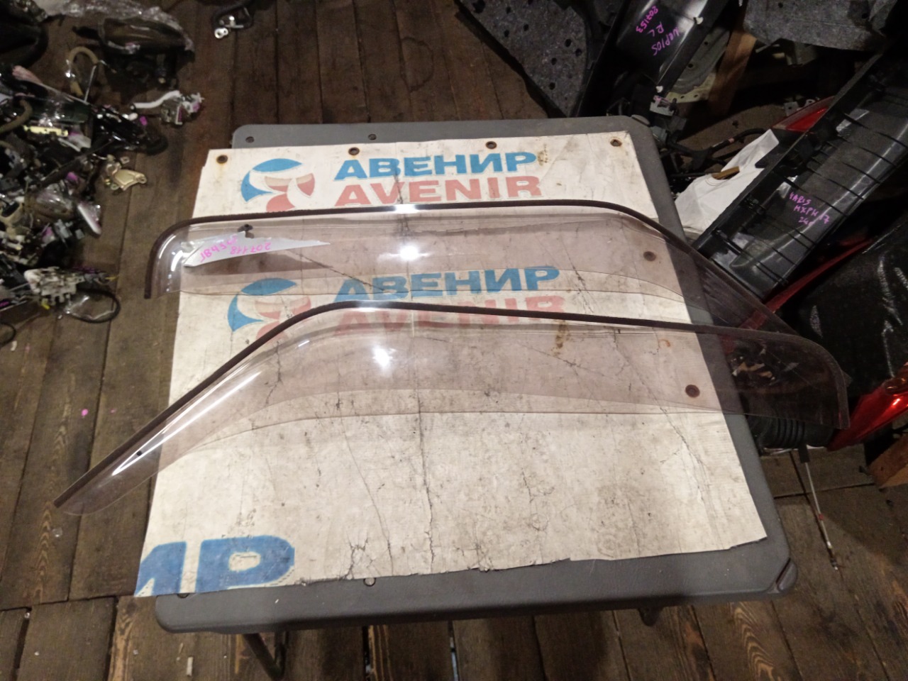 Ветровики комплект SUZUKI JIMNY JB33W (б/у)