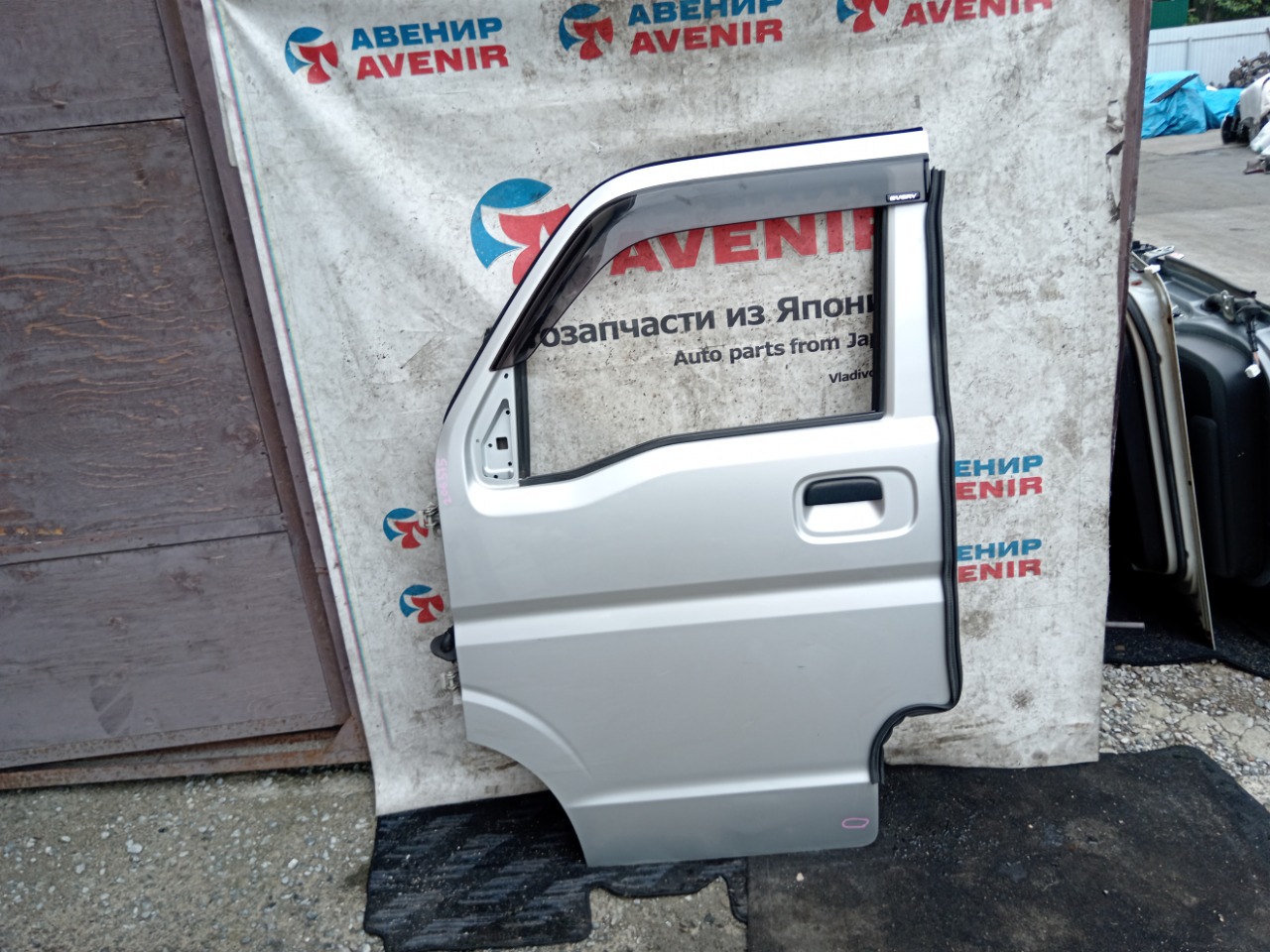 Дверь SUZUKI EVERY DA17V передняя левая (б/у)