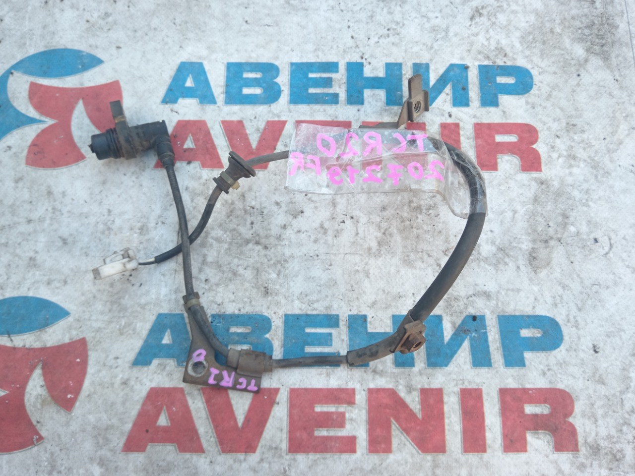 Датчик abs TOYOTA ESTIMA EMINA TCR10G 2TZ передний правый (б/у)