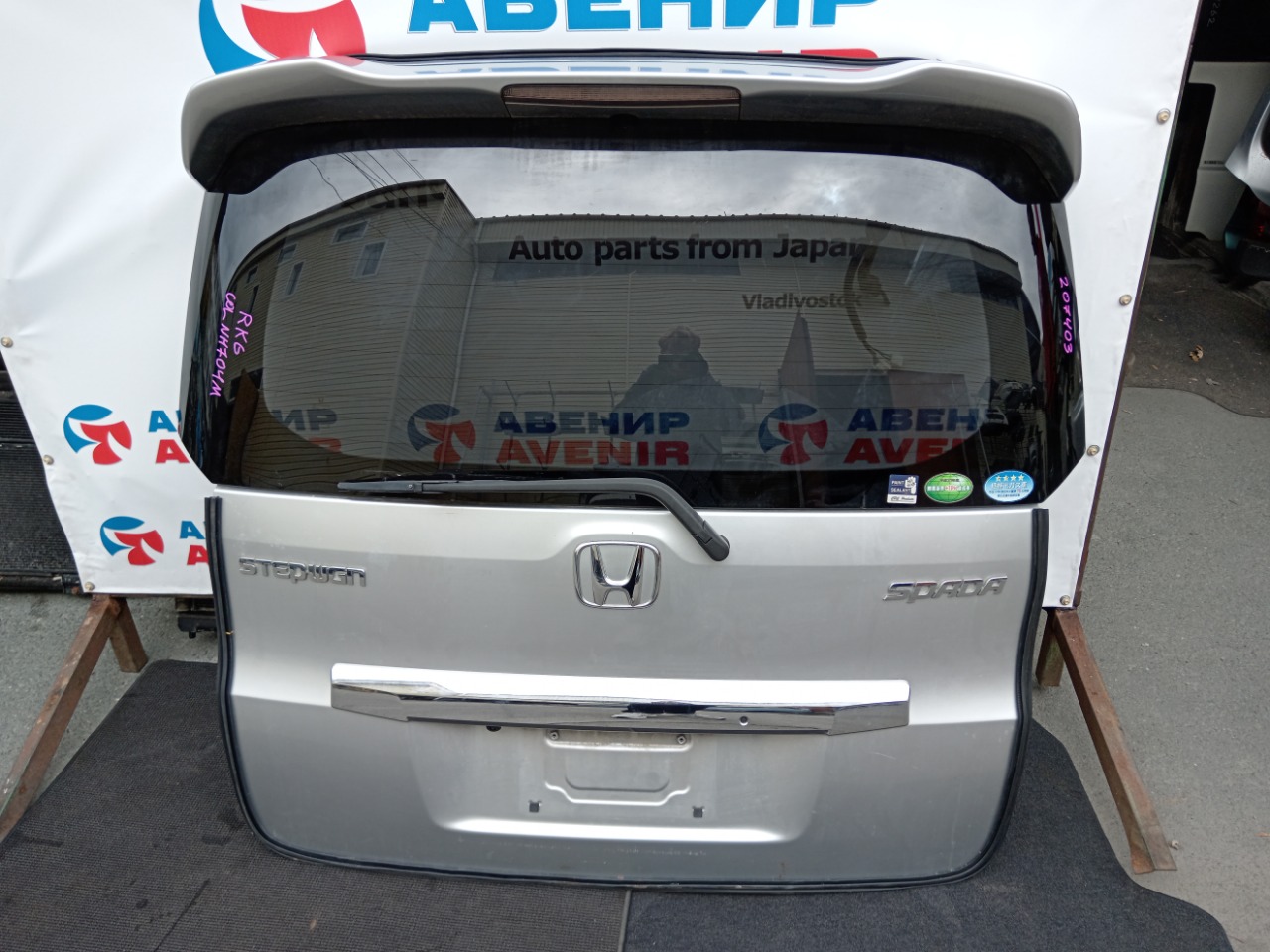 Дверь задняя HONDA STEPWGN RK1 задняя (б/у)