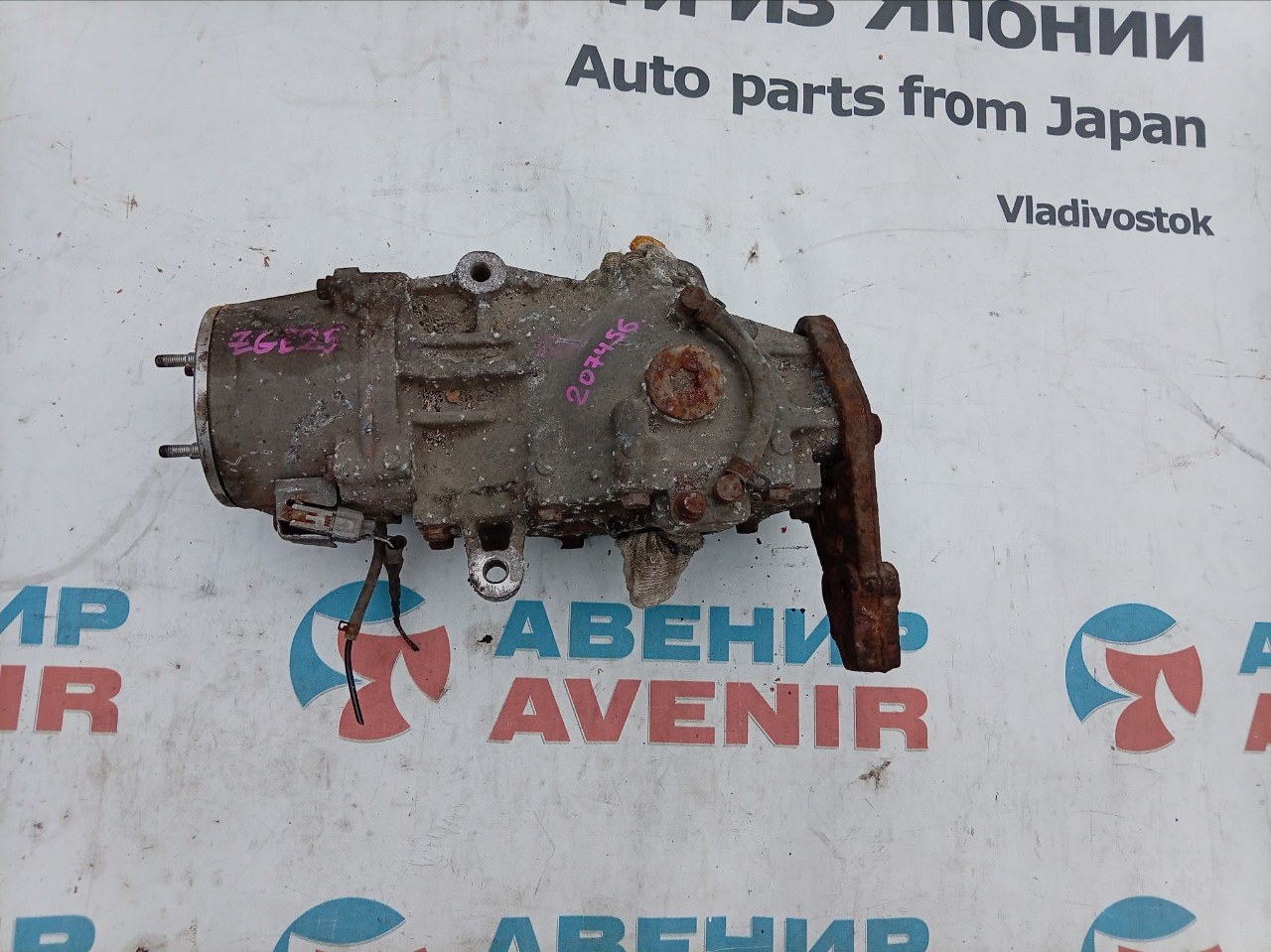 Редуктор TOYOTA WISH ZGE25 2ZR-FAE задний (б/у)