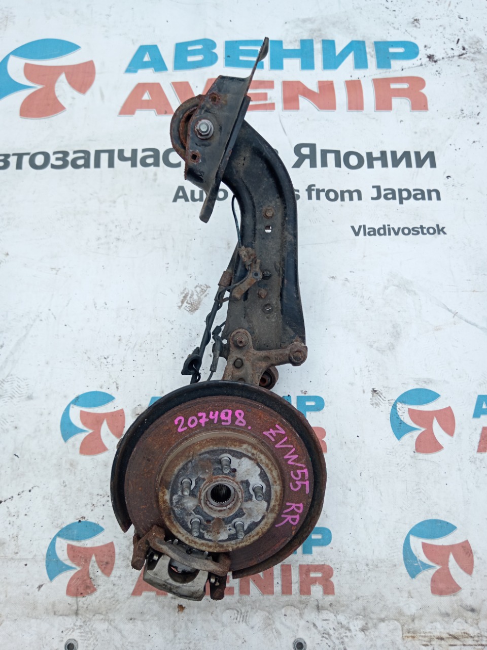 Ступица TOYOTA PRIUS ZVW55 2ZR-FXE задняя правая (б/у)
