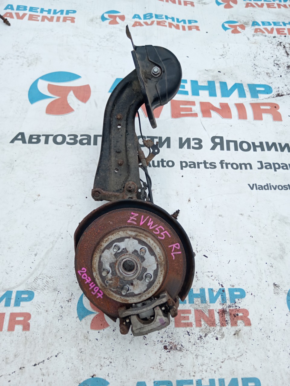 Ступица TOYOTA PRIUS ZVW55 2ZR-FXE задняя левая (б/у)