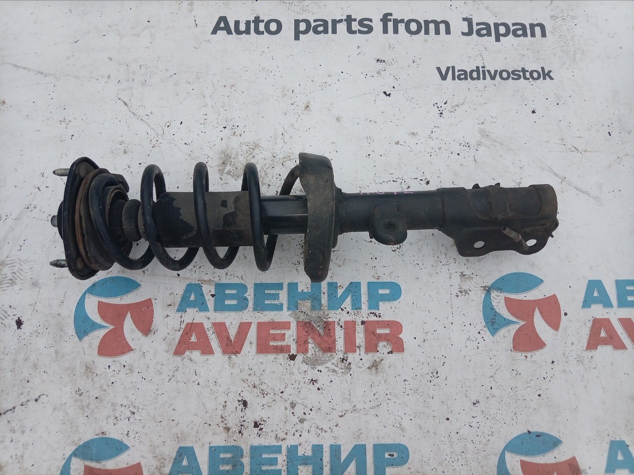Стойка HONDA STEPWGN RK6 R20A передняя левая (б/у)