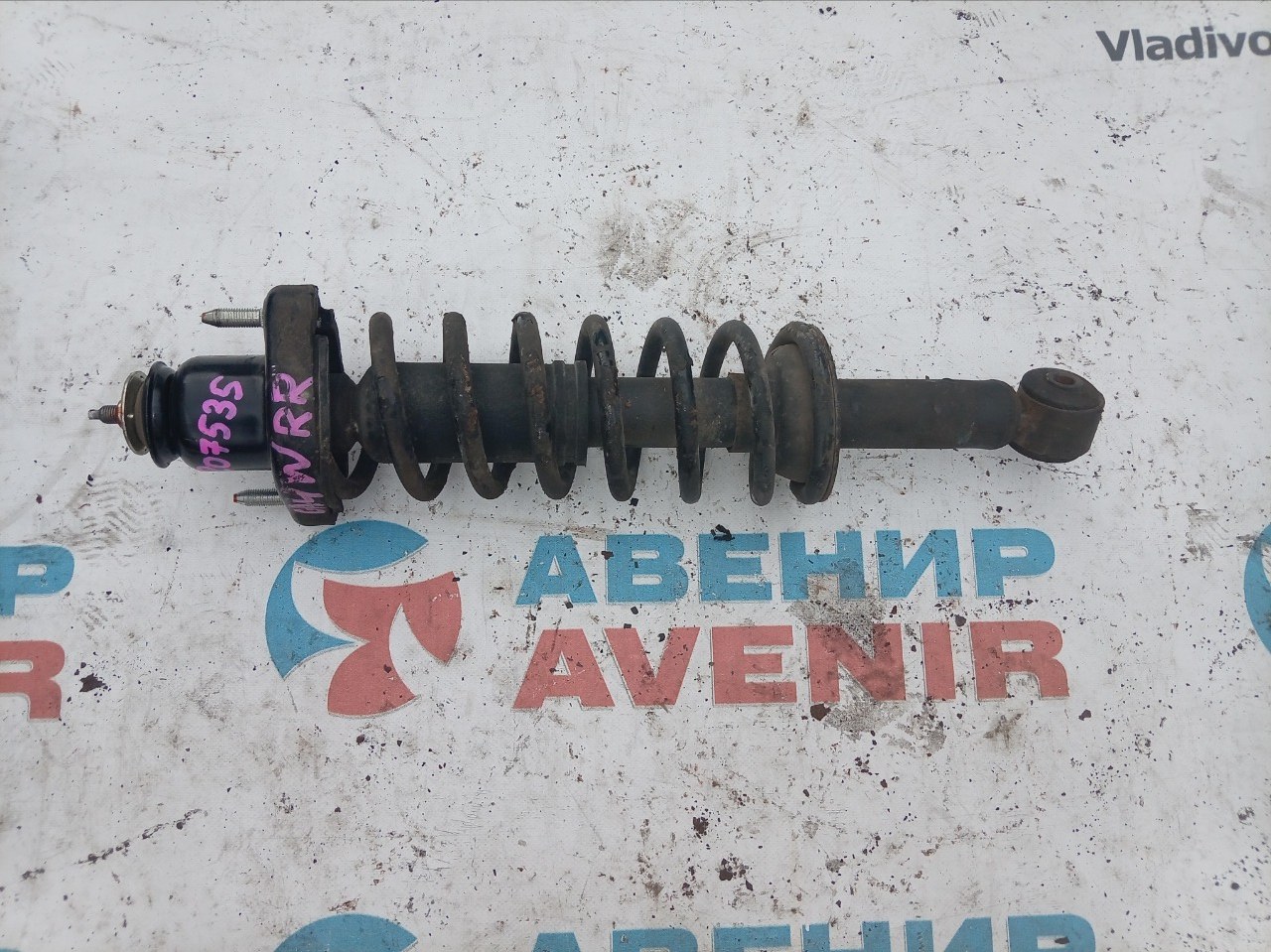 Стойка MITSUBISHI RVR GA4W 4J10 задняя правая (б/у)