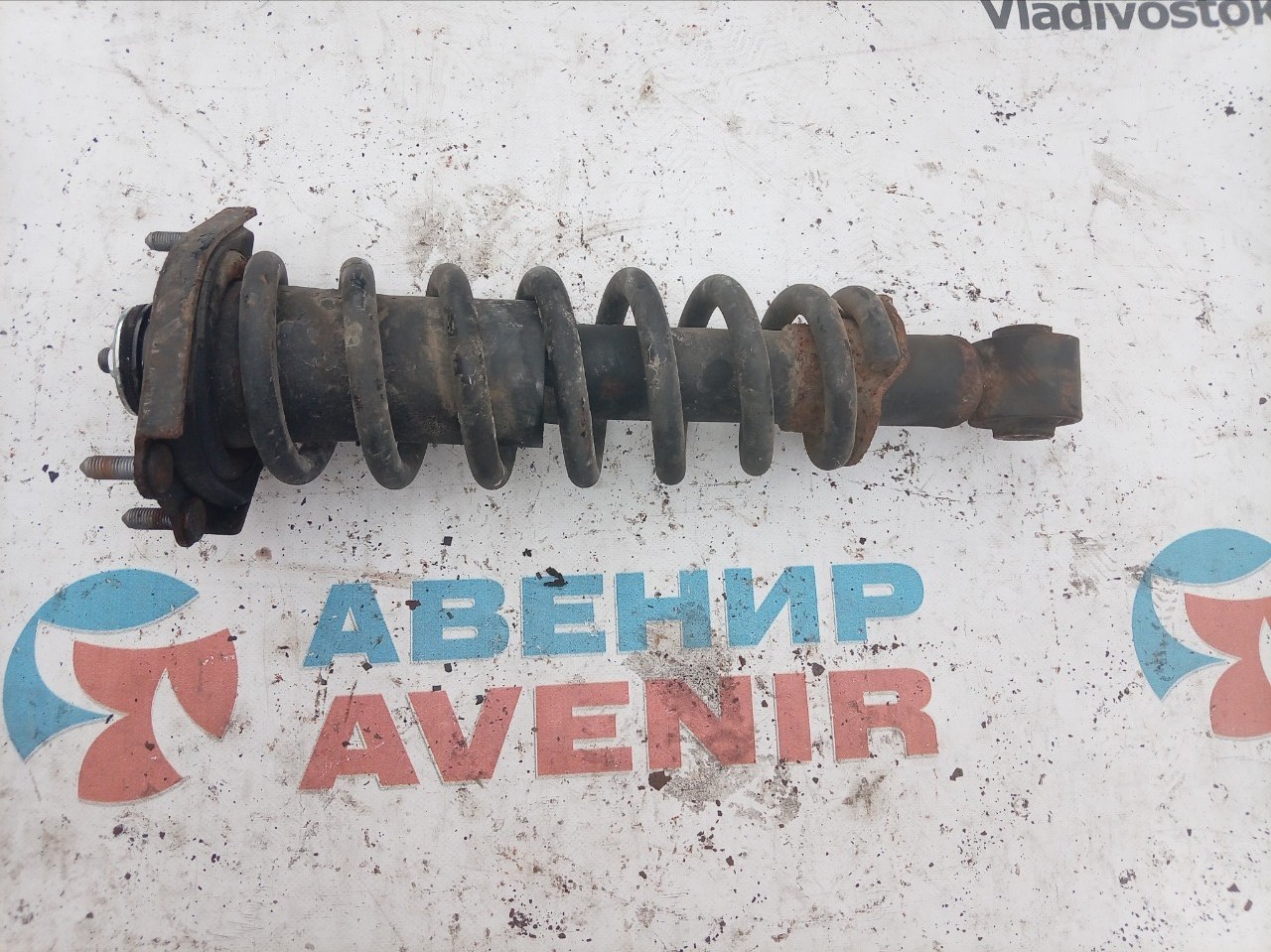 Стойка TOYOTA WISH ZGE25 2ZR-FAE задняя левая (б/у)
