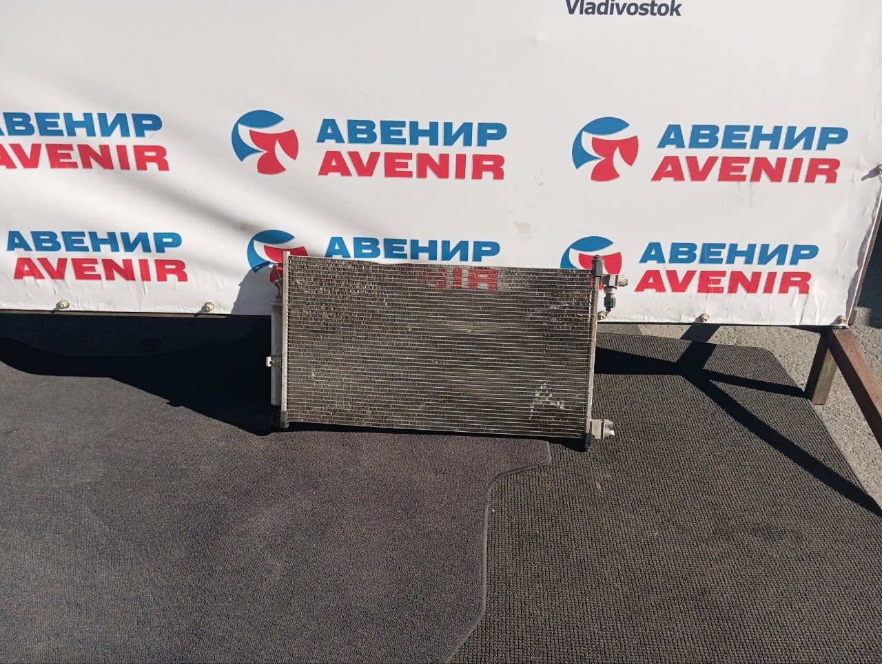 Радиатор кондиционера NISSAN MARCH AK12 CR12DE (б/у)