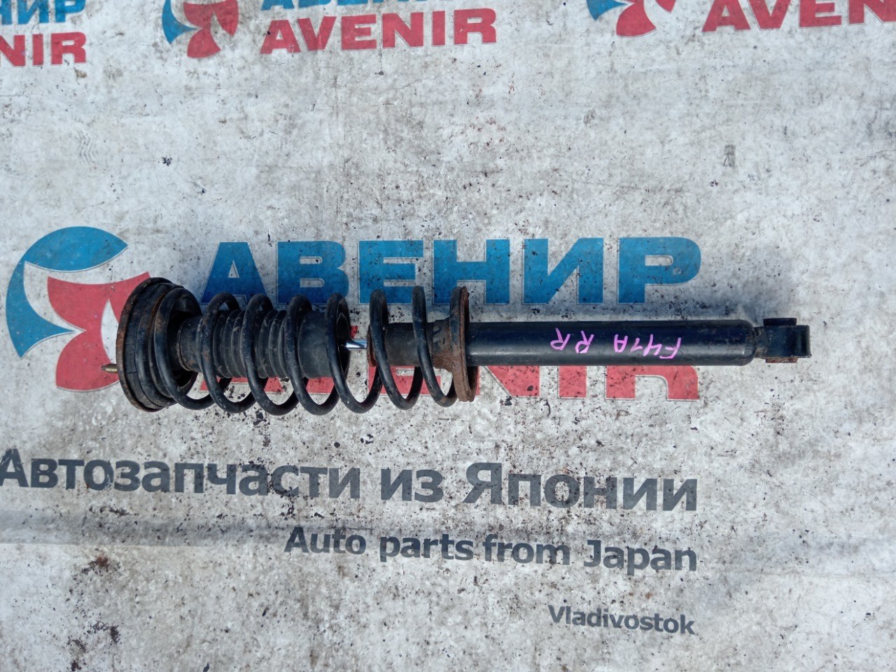 Стойка MITSUBISHI DIAMANT F41A 6G73 задняя правая (б/у)