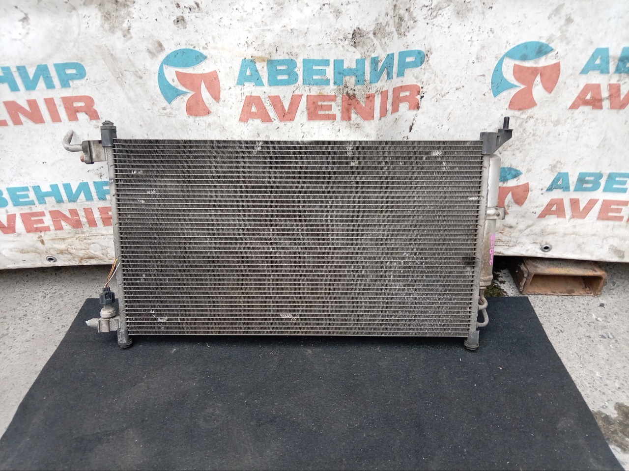 Радиатор кондиционера NISSAN MARCH AK12 (б/у)
