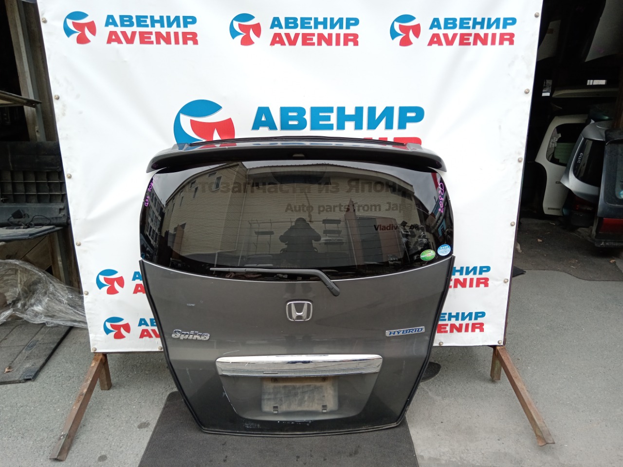 Дверь задняя HONDA FREED SPIKE GB3 задняя (б/у)