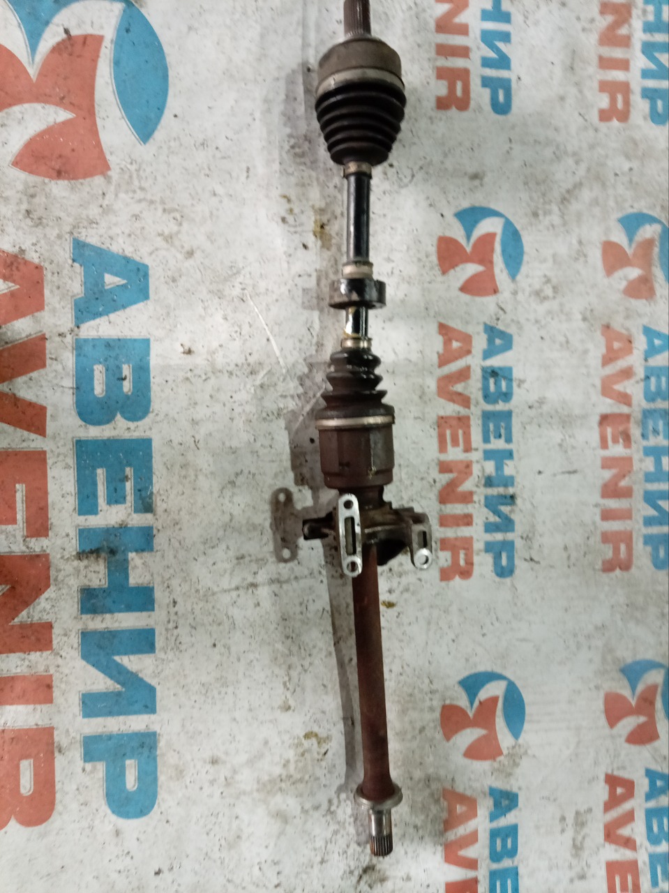 Привод HONDA ELYSION RR1 K24A передний правый (б/у) Привод HONDA ELYSION RR1 K24A передний правый (б/у)