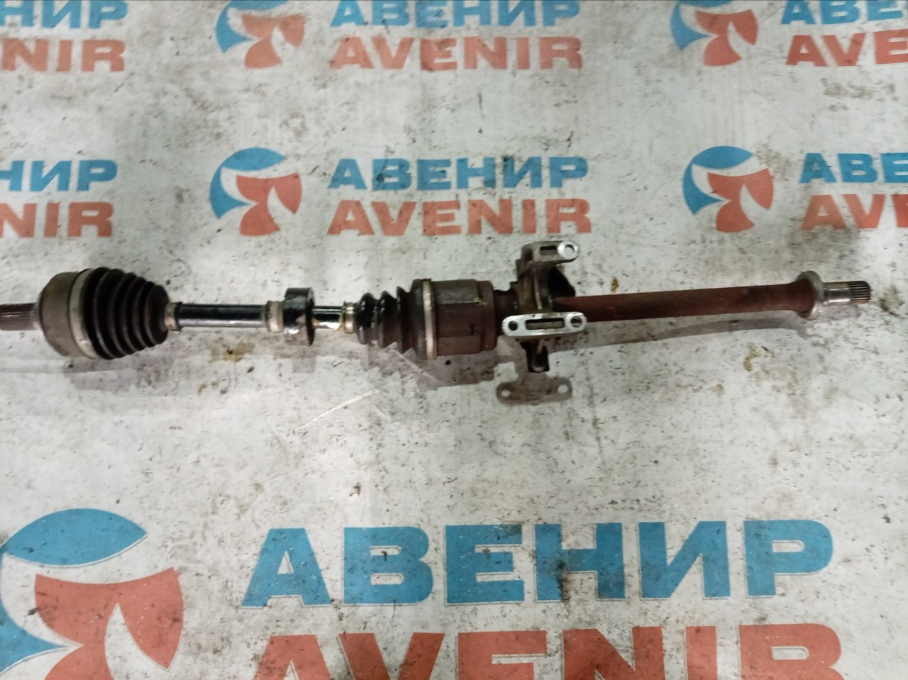 Привод HONDA ELYSION RR1 K24A передний правый (б/у) Привод HONDA ELYSION RR1 K24A передний правый (б/у)