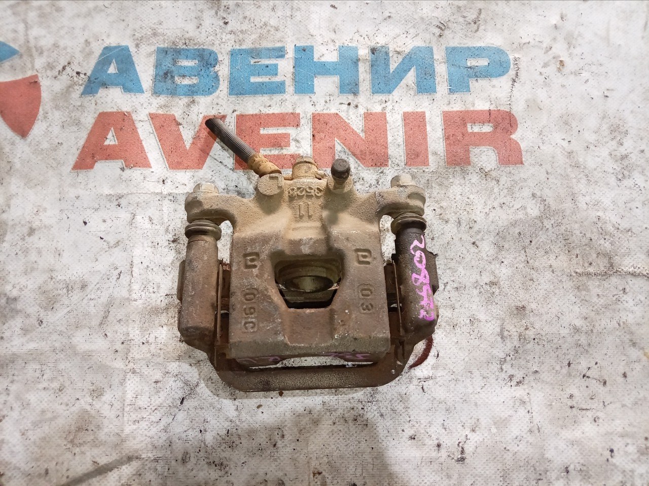 Суппорт NISSAN TEANA J32 QR25DE задний левый (б/у) Суппорт NISSAN TEANA J32 QR25DE задний левый (б/у)