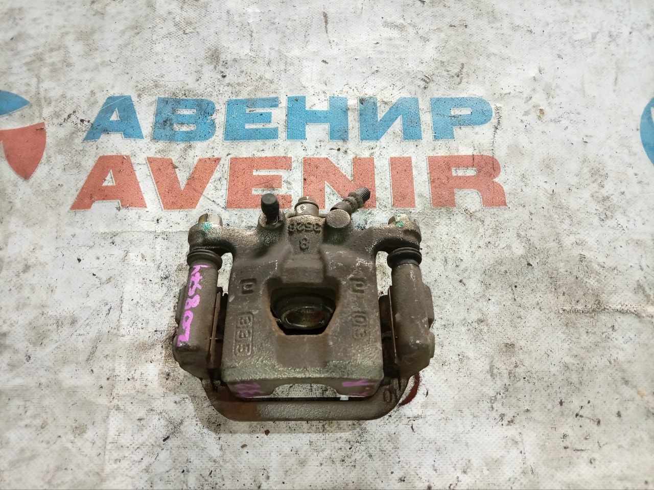 Суппорт NISSAN TEANA J32 QR25DE задний правый (б/у) Суппорт NISSAN TEANA J32 QR25DE задний правый (б/у)