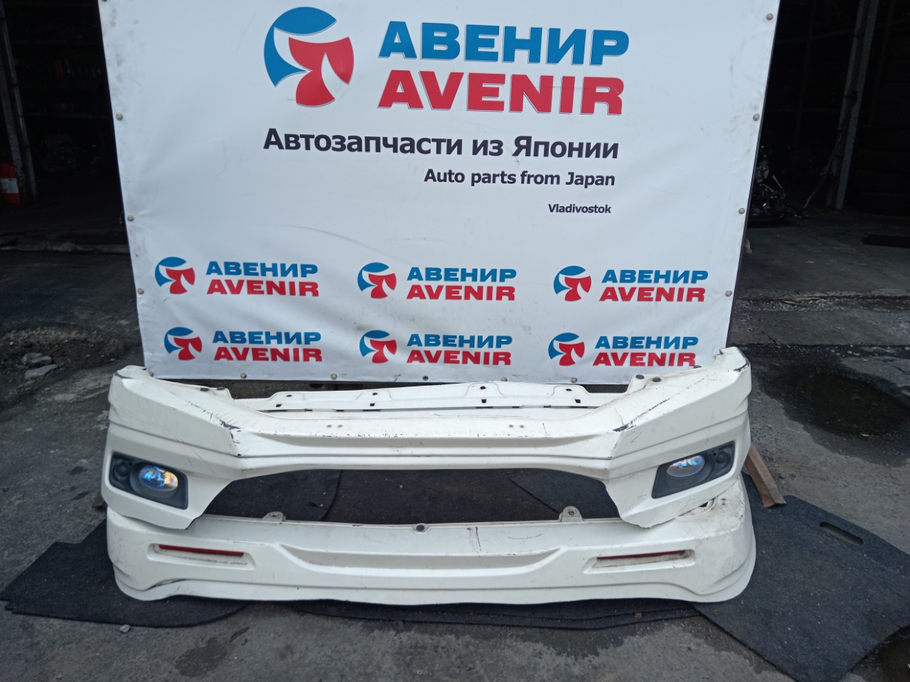 Обвес HONDA STEP WAGON RK1 (б/у) Обвес HONDA STEP WAGON RK1 (б/у)