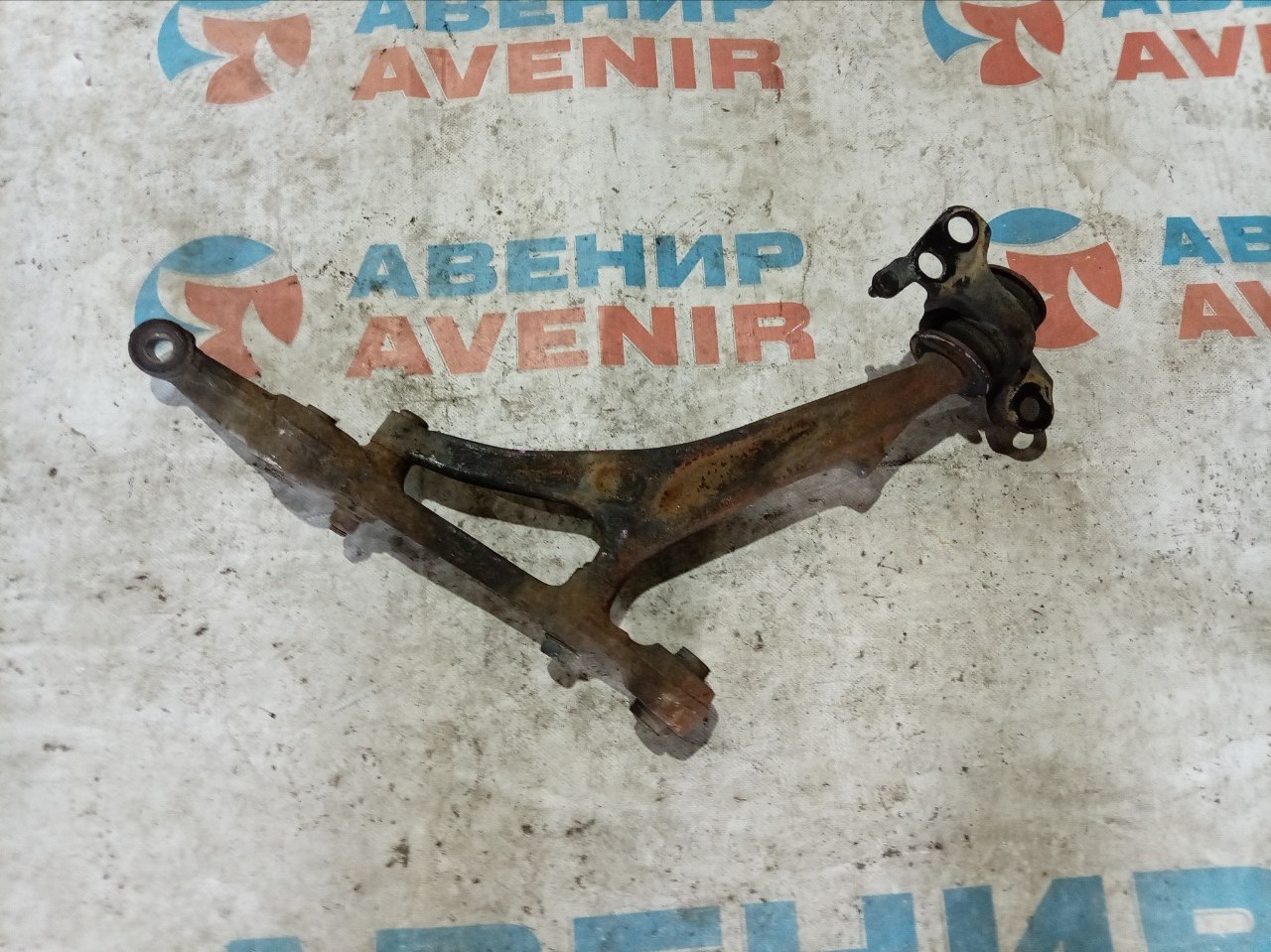 Рычаг HONDA CIVIC EG4 D15B передний правый (б/у)