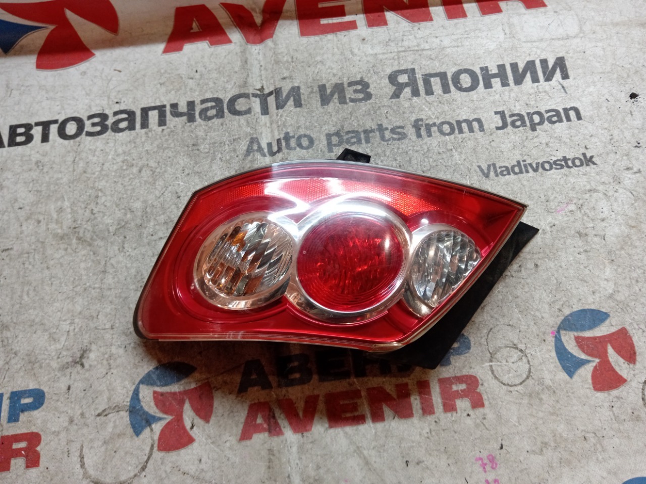 Стоп-сигнал TOYOTA MARK X GRX120 задний правый (б/у)