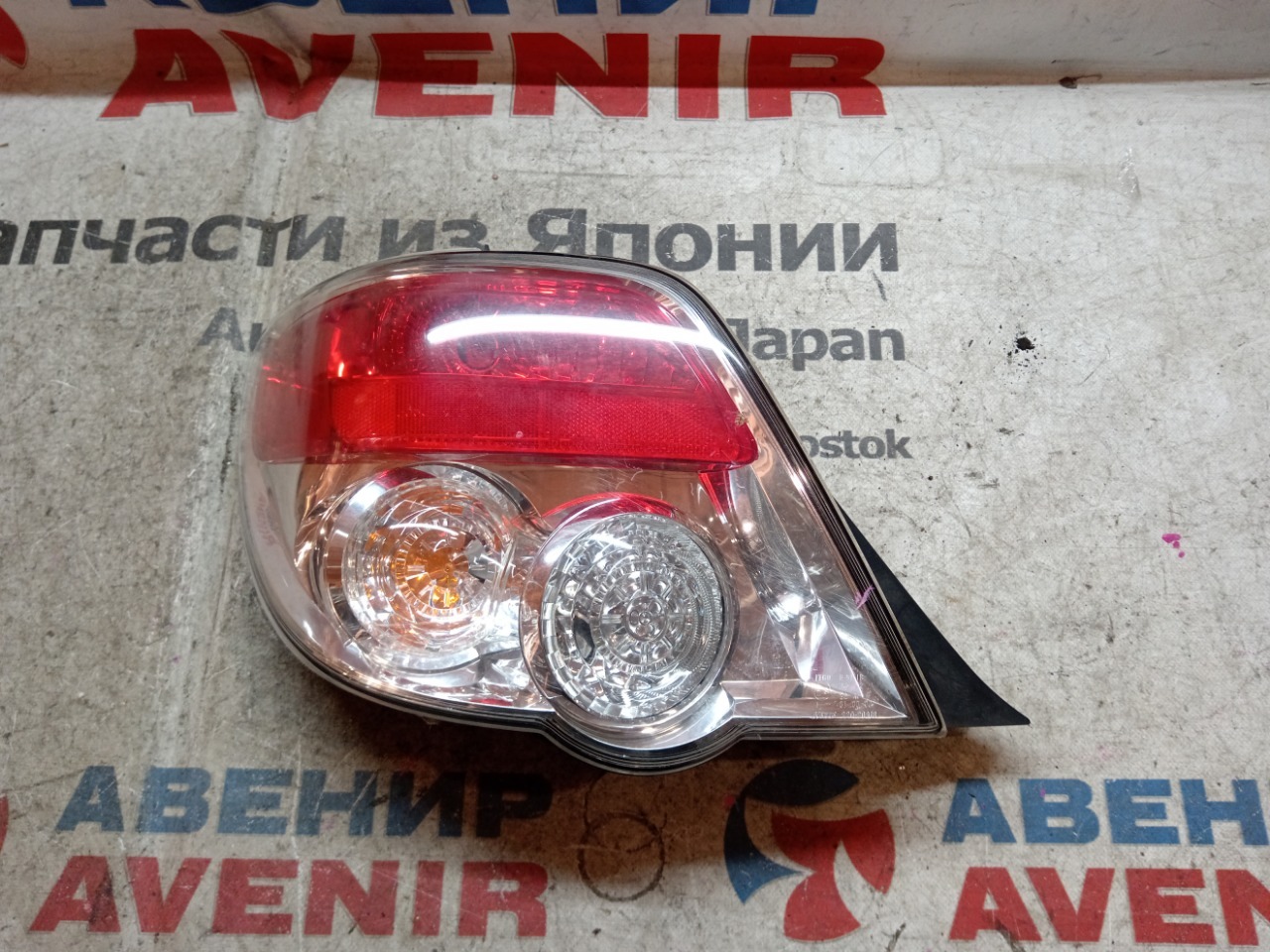 Стоп-сигнал SUBARU IMPREZA GGC задний левый (б/у)