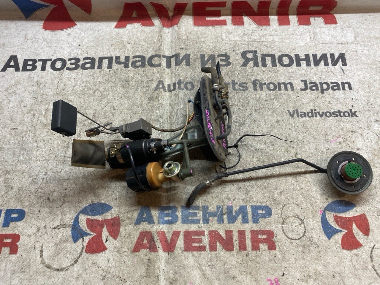 Бензонасос TOYOTA GAIA ACM15 1AZ-FE (б/у)