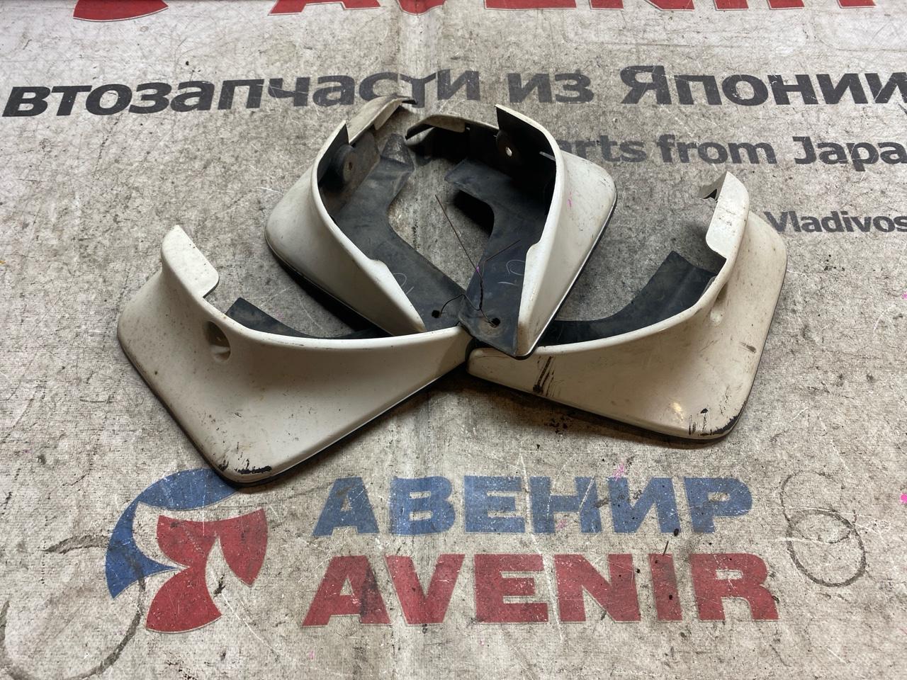 Брызговики комплект TOYOTA PREMIO ZZT245 (б/у)