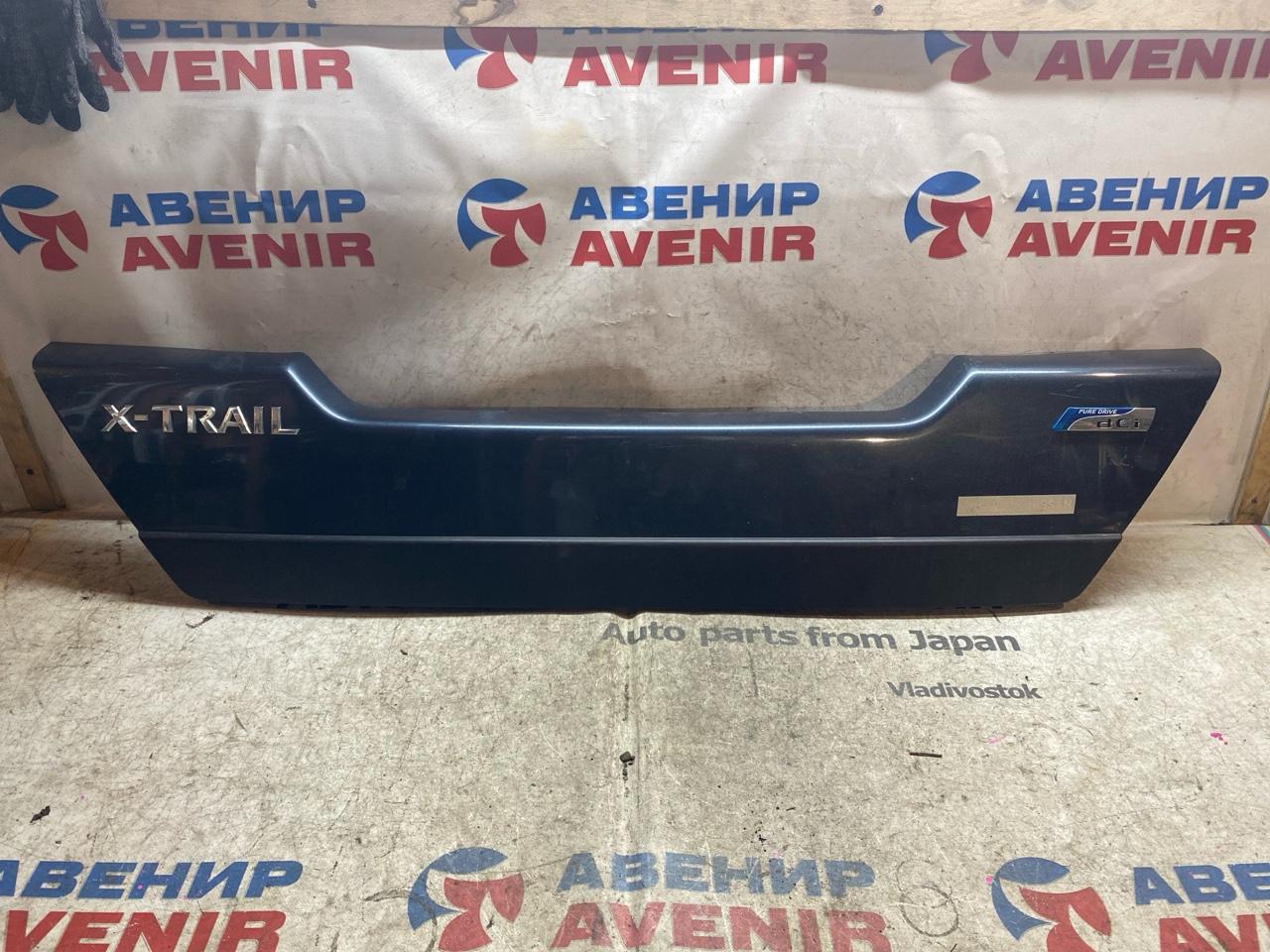 Накладка 5-й двери NISSAN X-TRAIL NT31 (б/у)