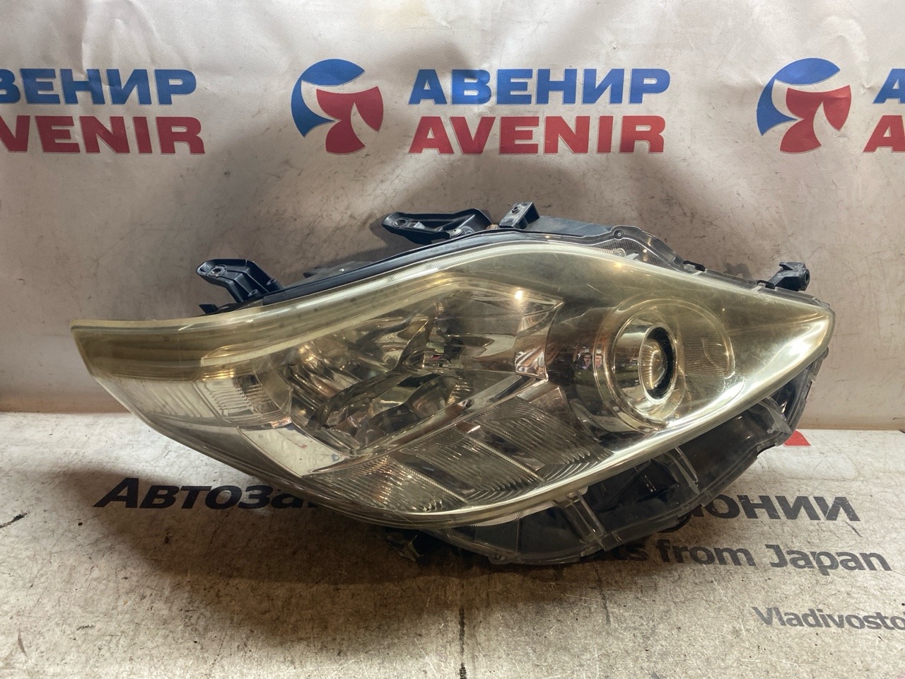 Фара TOYOTA ALPHARD GGH25 передняя правая (б/у)