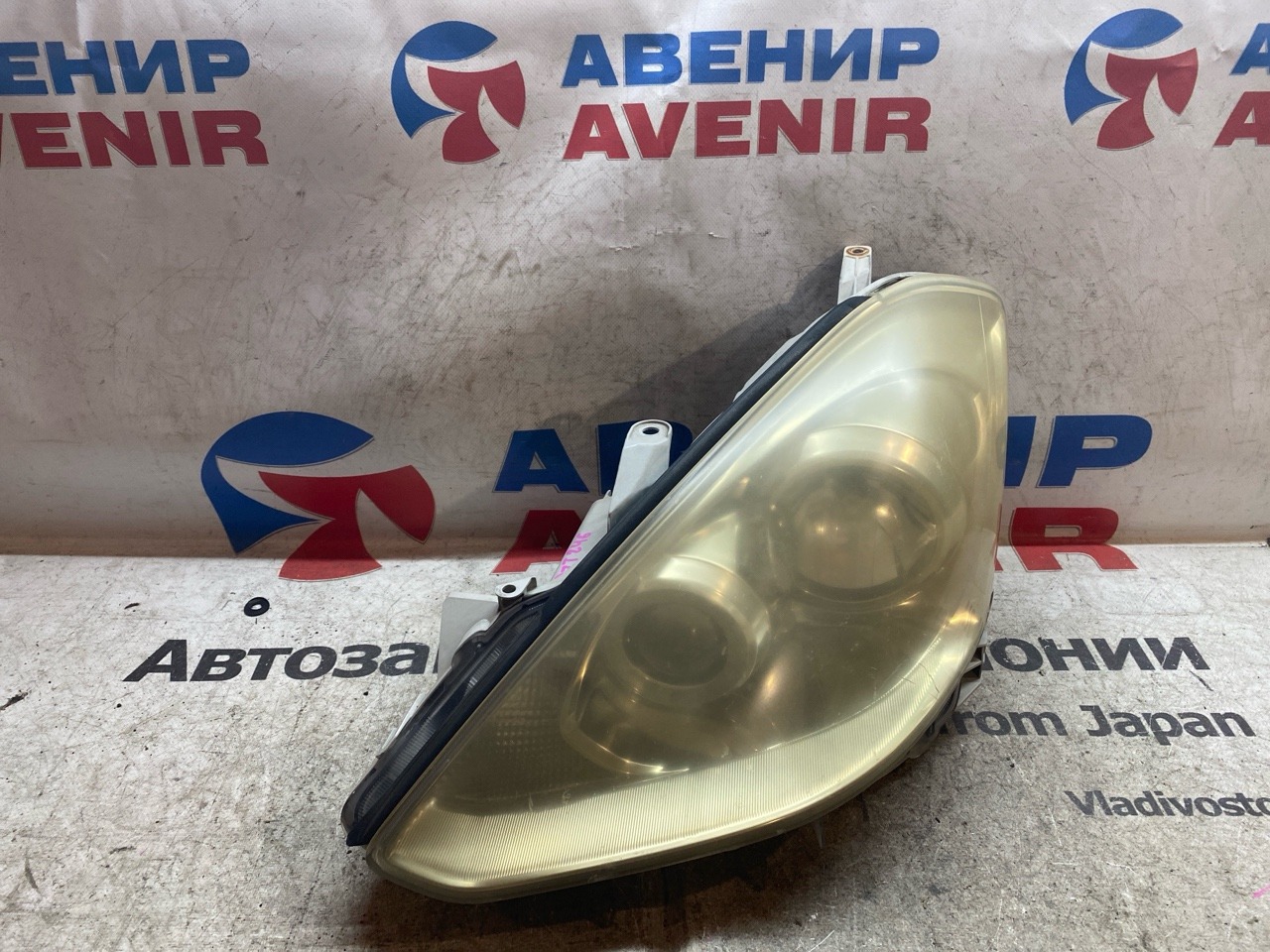 Фара TOYOTA CALDINA AZT241W передняя левая (б/у)