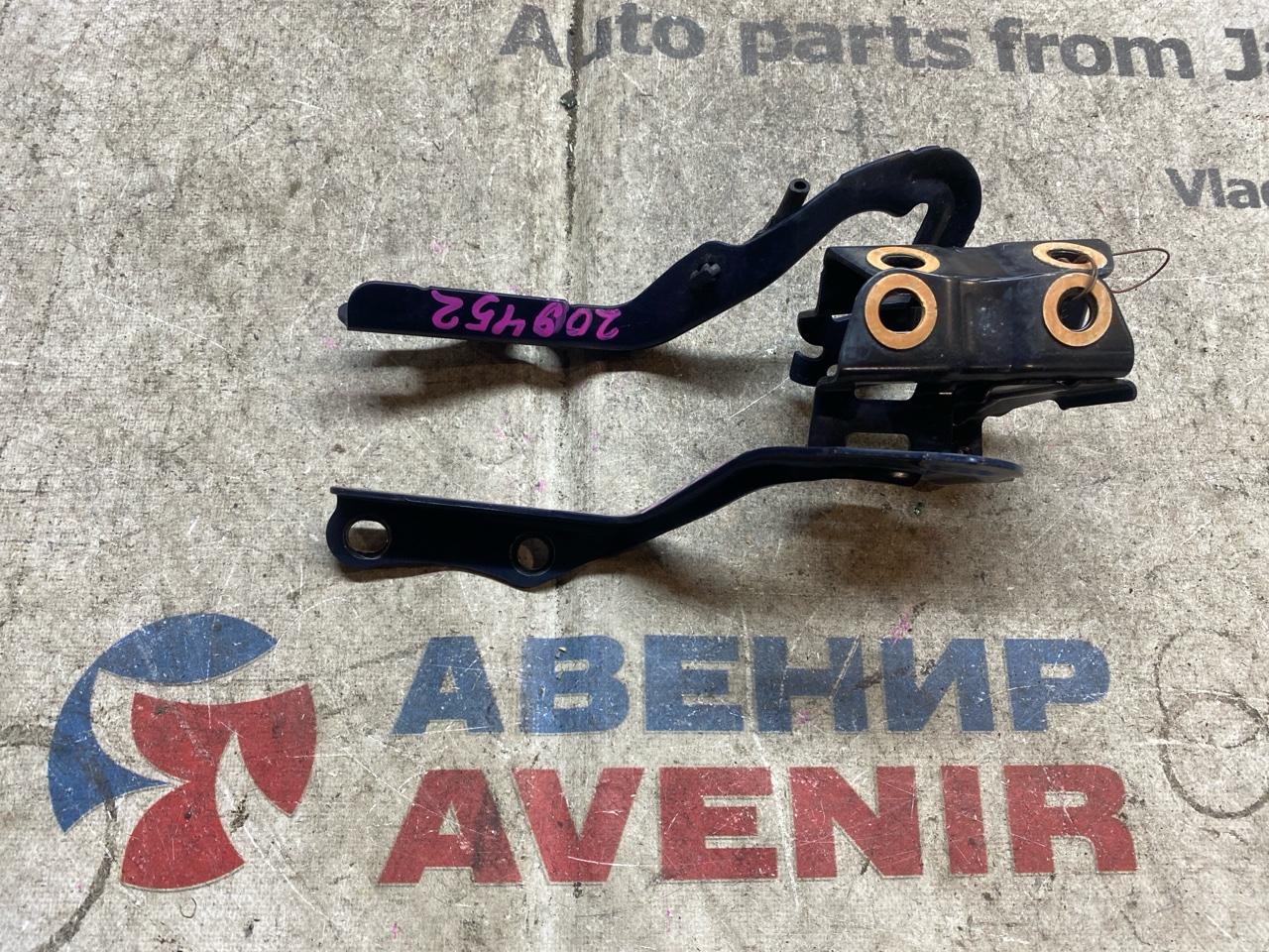 Петля капота TOYOTA PRIUS A ZVW40 (б/у)