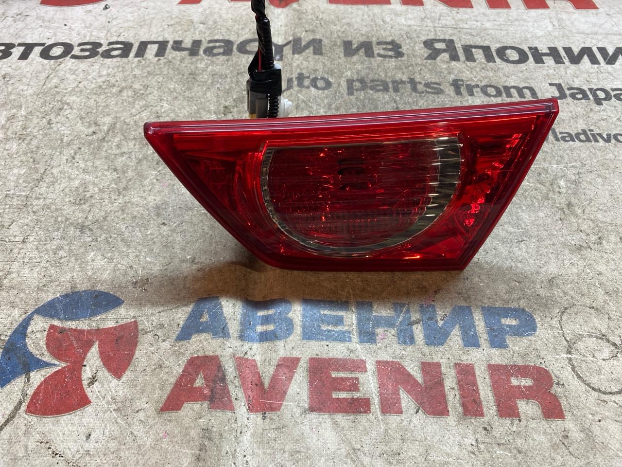 Стоп-вставка TOYOTA MARK X GRX130 задняя правая (б/у)