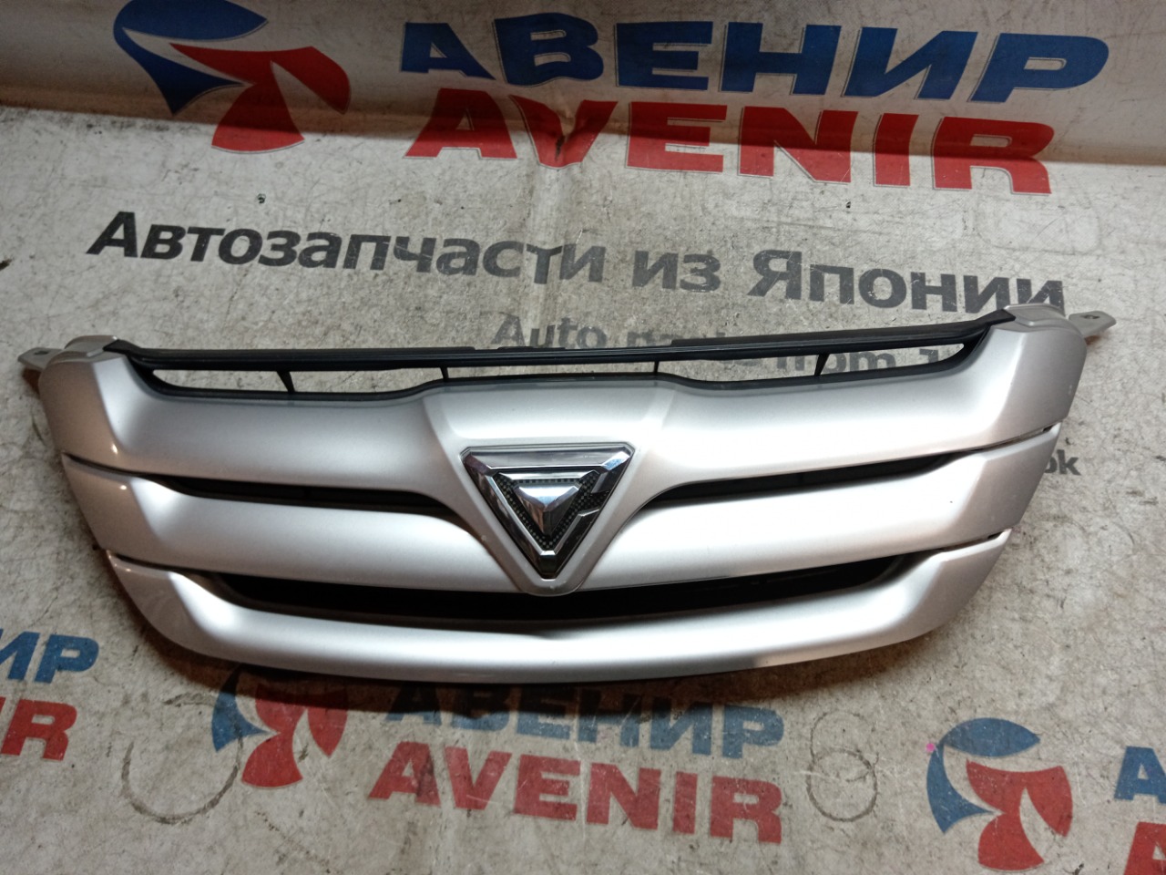 Решетка TOYOTA CALDINA AZT241 (б/у)