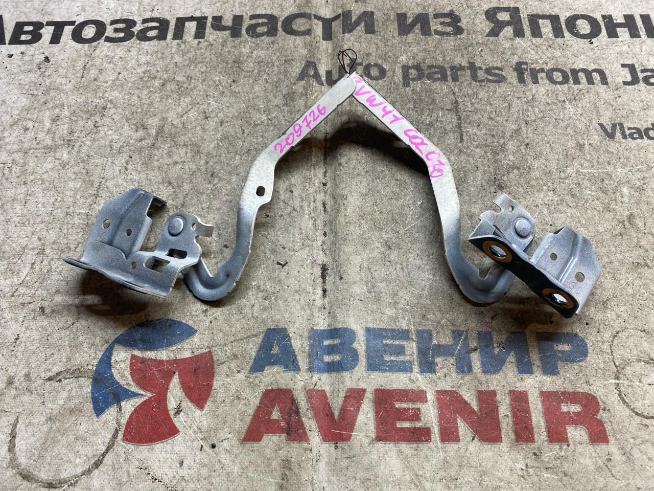 Петля капота TOYOTA PRIUS A ZVW40 (б/у)