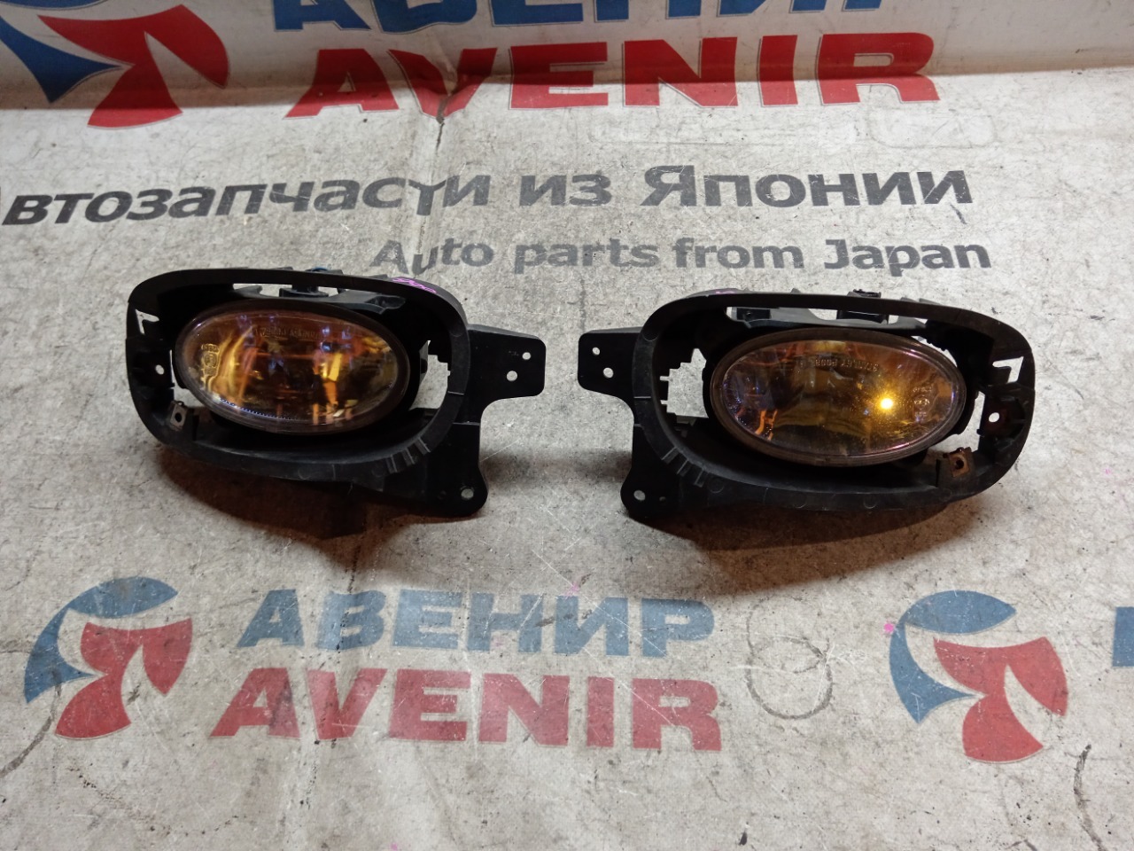 Туманка HONDA FIT GE6 передняя левая (б/у)