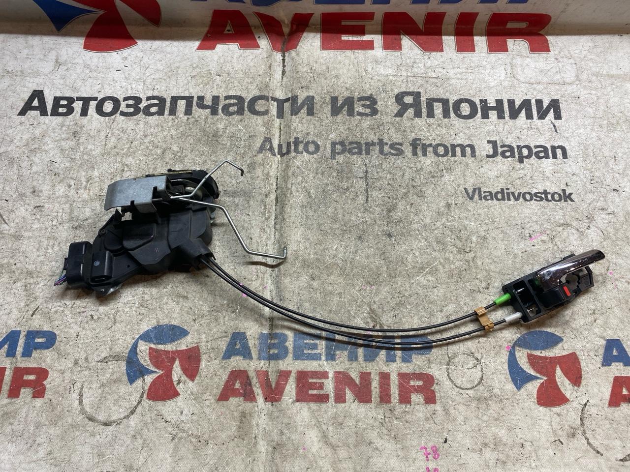 Замок двери TOYOTA GAIA ACM10G передний правый (б/у)