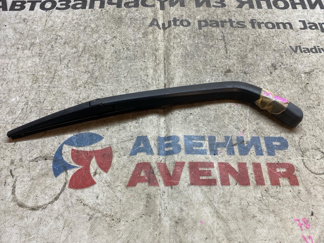 Держатель дворника TOYOTA VITZ NCP95 задний (б/у)