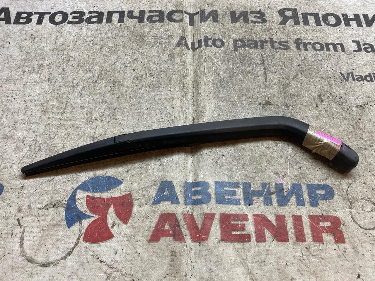 Держатель дворника TOYOTA VITZ NCP95 задний (б/у)