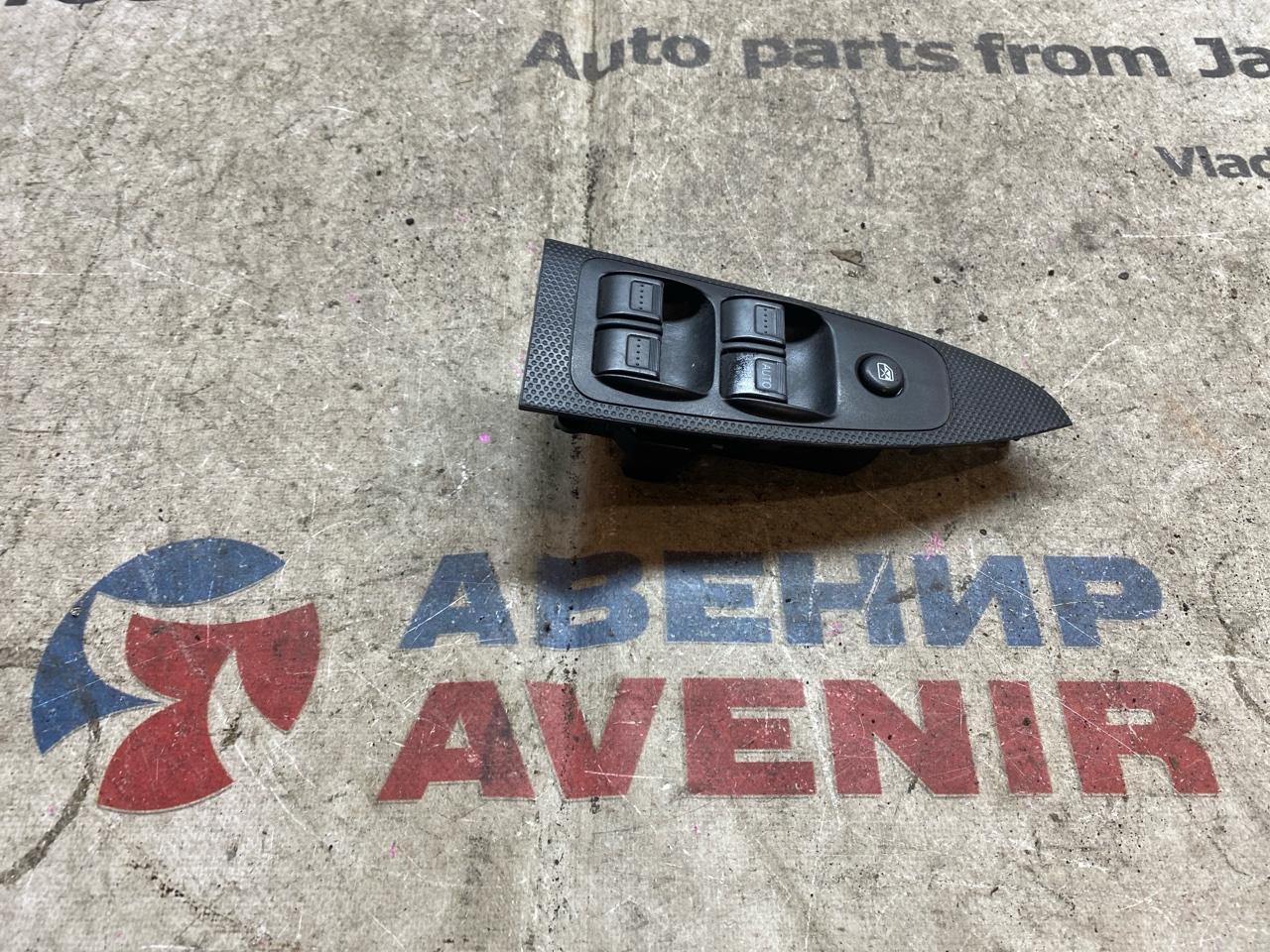 Блок управления стеклами HONDA STREAM RN3 передний правый (б/у)