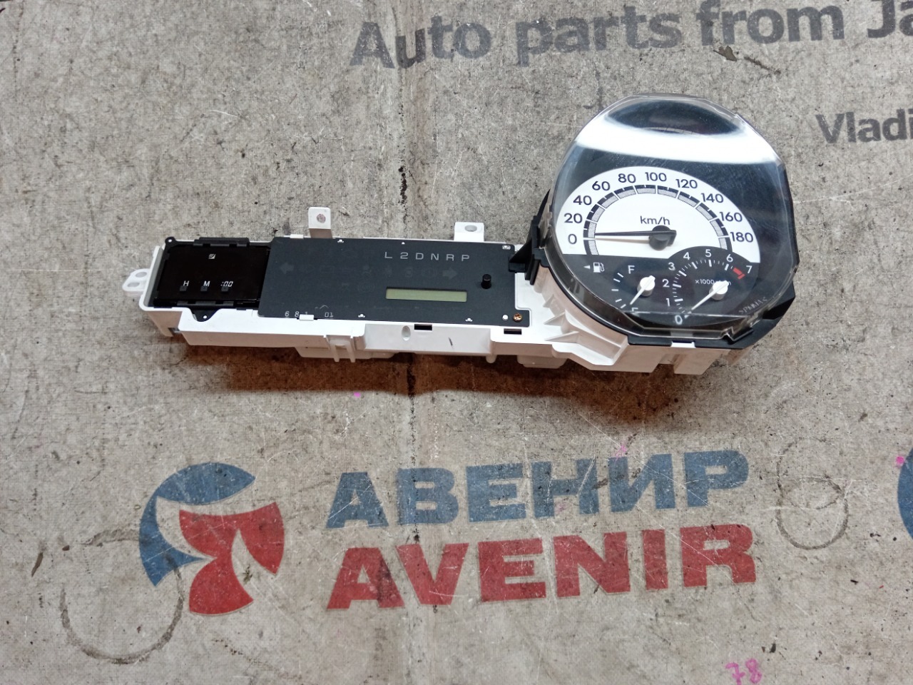 Спидометр TOYOTA BB NCP31 1NZ-FE (б/у)